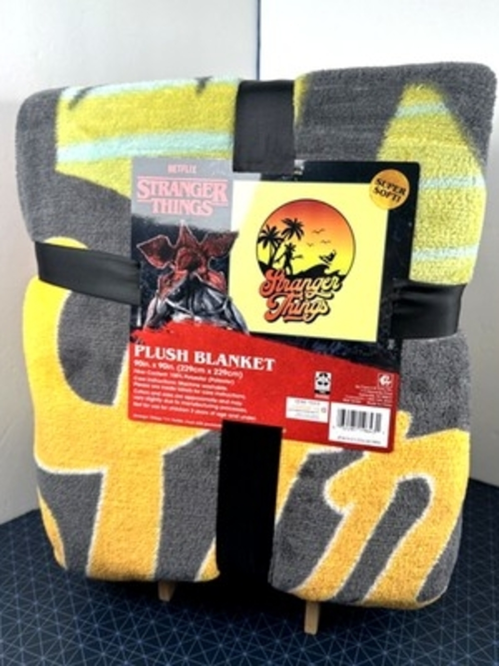 Plush Blanket — Gray & Yellow